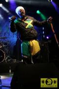 Ras Shiloh (USA) with Lloyd Parks We The People Band 19. Reggae Jam Festival, Bersenbrueck 03.08.2013 (15).JPG